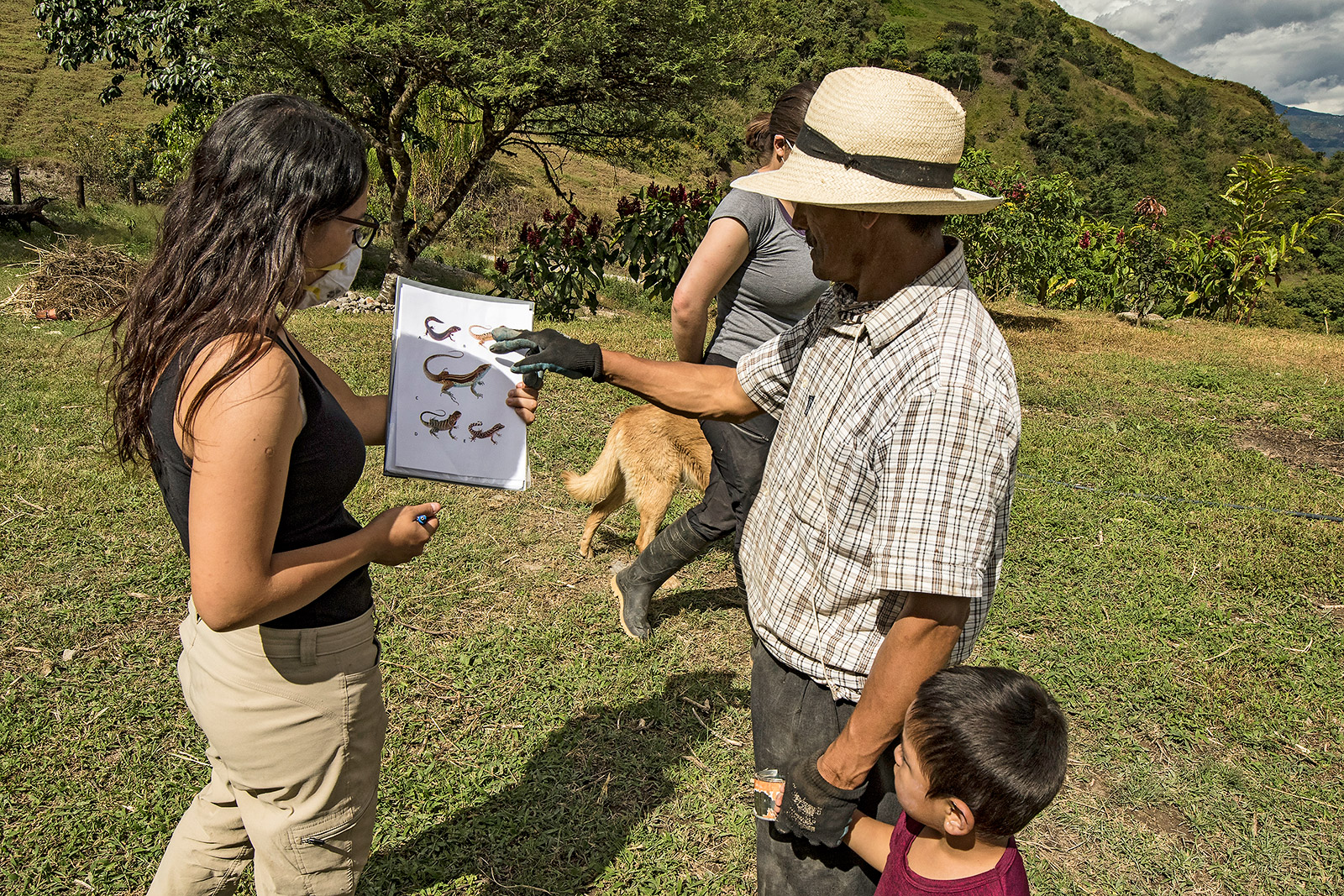 Image showing biologist Amanda Quezada interviewing local people about the blue whiptail